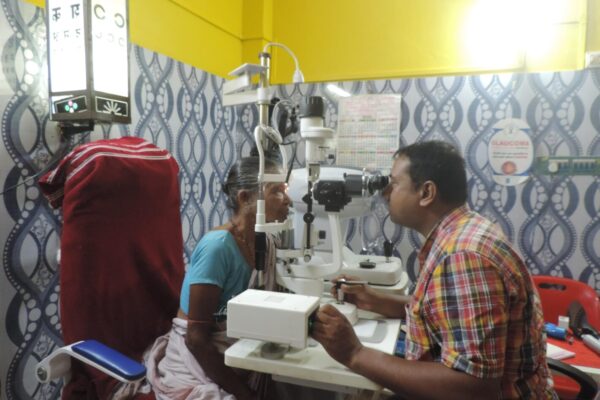 Clinic of Vidyasagar Eye Care Centre.